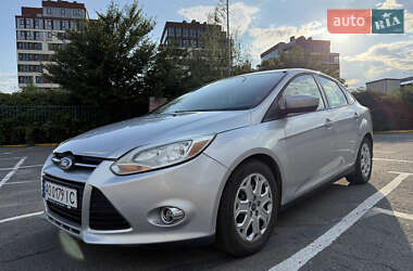 Седан Ford Focus 2011 в 
