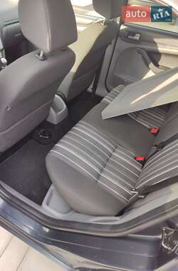 Хэтчбек Ford Focus 2008 в 