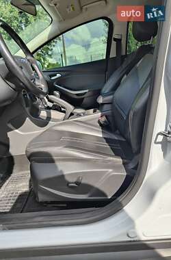 Хэтчбек Ford Focus 2014 в Киеве