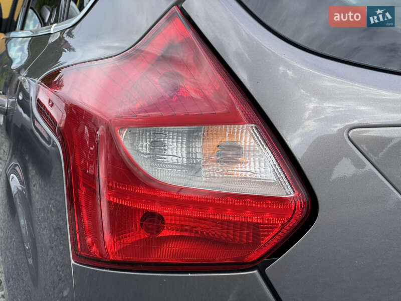 Хэтчбек Ford Focus 2011 в Стрые