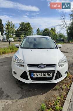 Хэтчбек Ford Focus 2014 в 
