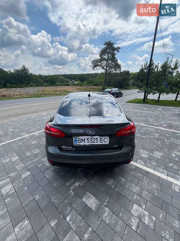 Седан Ford Focus 2016 в Ужгороде