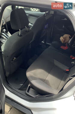 Универсал Ford Focus 2012 в 