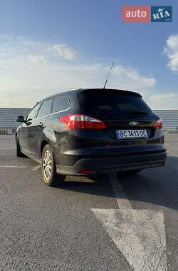 Универсал Ford Focus 2013 в 