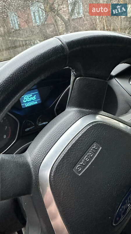 Хетчбек Ford Focus 2013 в Володимирі