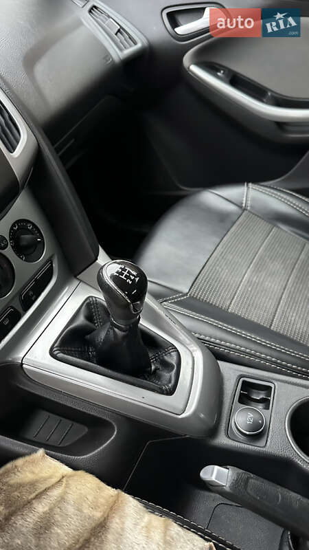 Хетчбек Ford Focus 2013 в Володимирі