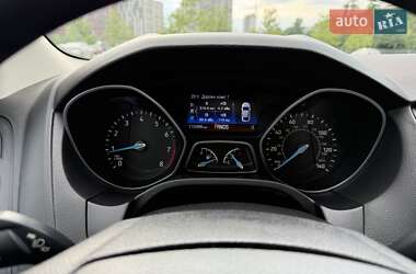 Хэтчбек Ford Focus 2017 в 