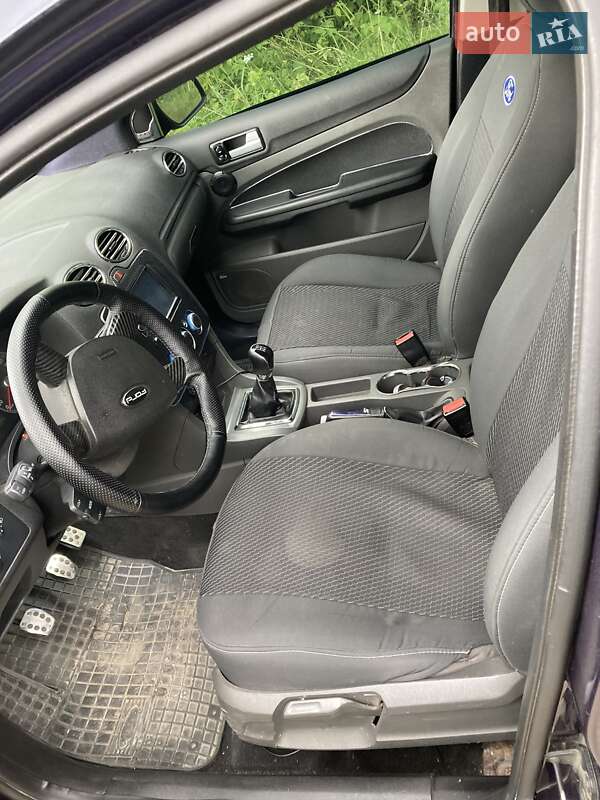 Хэтчбек Ford Focus 2007 в Львове