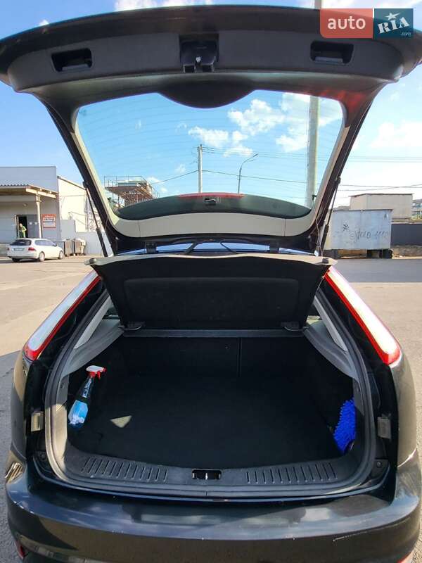 Хетчбек Ford Focus 2010 в Кривому Розі