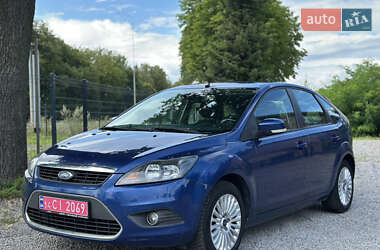 Хэтчбек Ford Focus 2009 в 