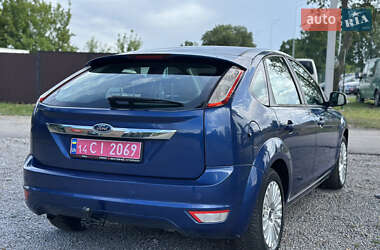 Хэтчбек Ford Focus 2009 в 