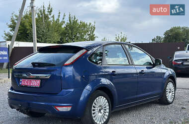 Хэтчбек Ford Focus 2009 в 
