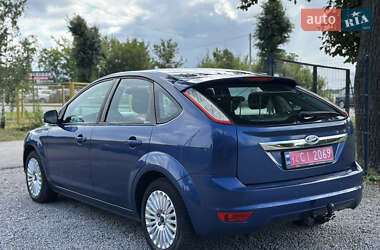 Хэтчбек Ford Focus 2009 в 