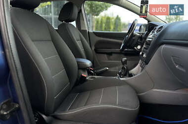 Хэтчбек Ford Focus 2009 в 