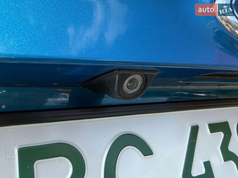 Хэтчбек Ford Focus 2012 в Городке