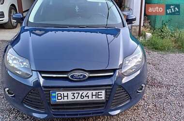 Хэтчбек Ford Focus 2014 в 