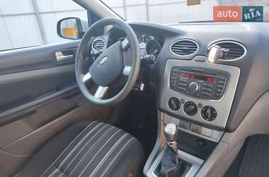 Универсал Ford Focus 2010 в 