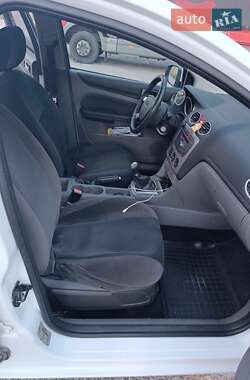 Универсал Ford Focus 2010 в 