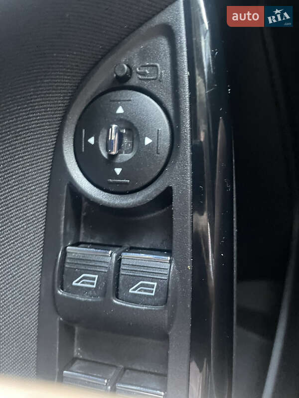 Хэтчбек Ford Focus 2013 в Киеве