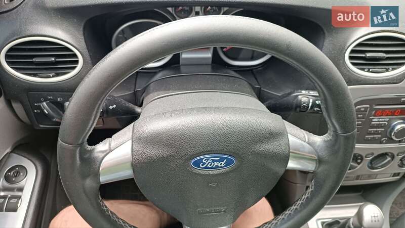 Універсал Ford Focus 2010 в Сарнах