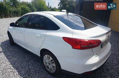 Седан Ford Focus 2018 в 