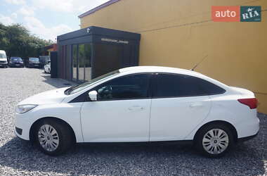 Седан Ford Focus 2018 в 