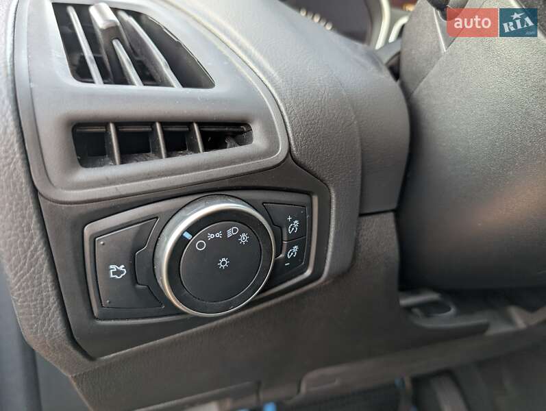Хэтчбек Ford Focus 2016 в Харькове