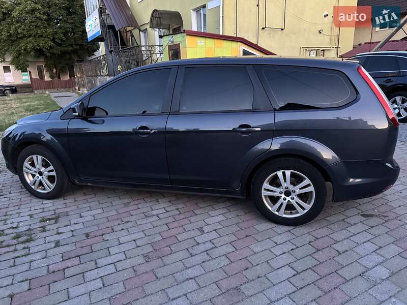 Универсал Ford Focus 2009 в Калиновке