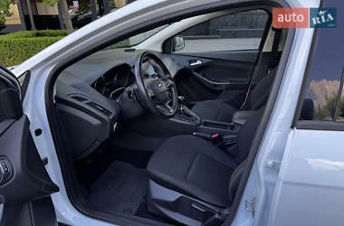 Хетчбек Ford Focus 2017 в 