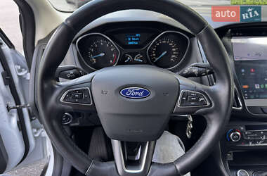 Хетчбек Ford Focus 2017 в 