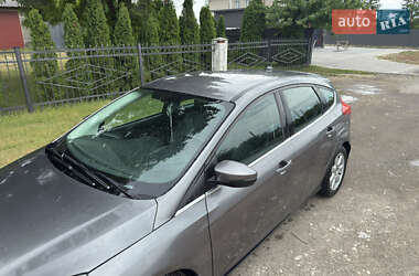 Хэтчбек Ford Focus 2014 в 
