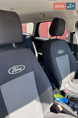 Універсал Ford Focus 2013 в 