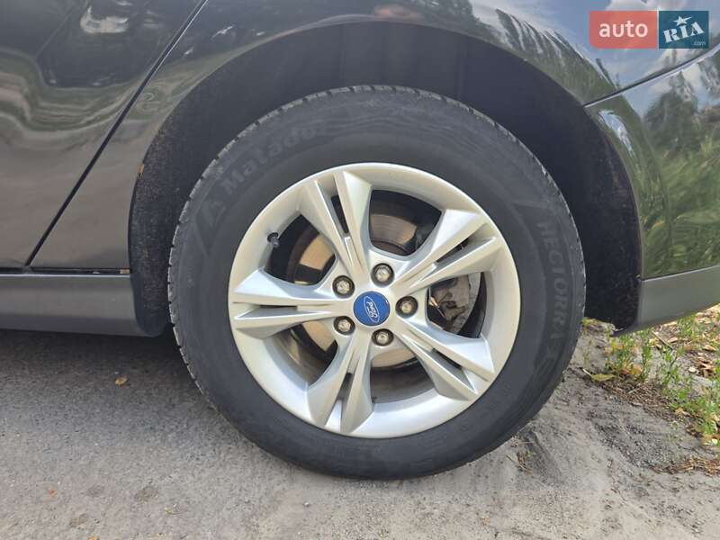 Хэтчбек Ford Focus 2011 в Полтаве фото 13 Хэтчбек Ford Focus 2011 в Полтаве