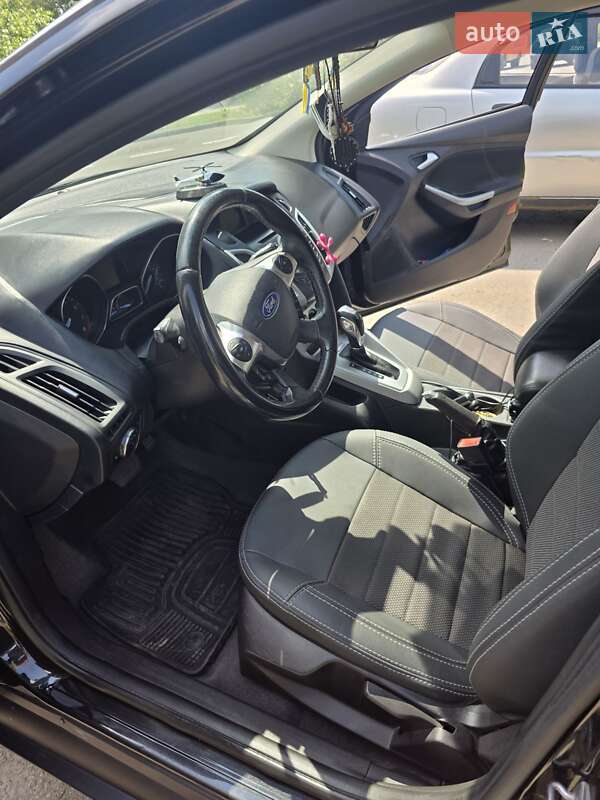 Хэтчбек Ford Focus 2011 в Полтаве фото 19 Хэтчбек Ford Focus 2011 в Полтаве
