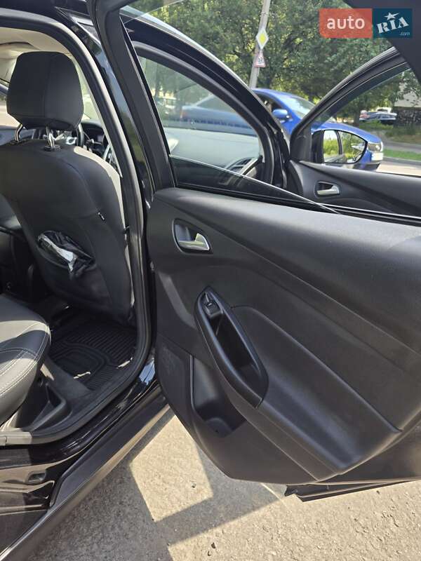 Хэтчбек Ford Focus 2011 в Полтаве фото 24 Хэтчбек Ford Focus 2011 в Полтаве