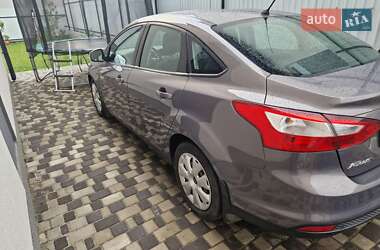 Седан Ford Focus 2013 в 