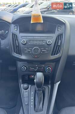 Седан Ford Focus 2018 в 