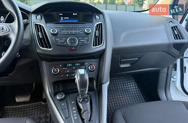 Хэтчбек Ford Focus 2017 в 