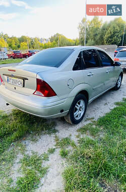 Седан Ford Focus 2001 в 