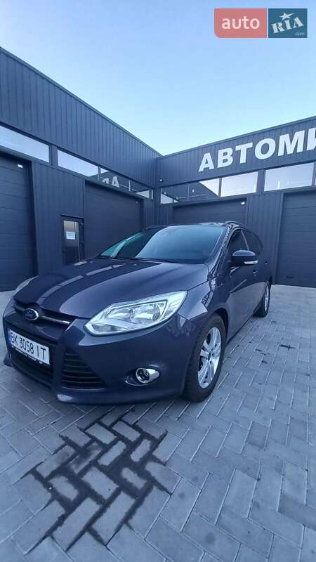 Ford Focus 2011