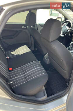 Хэтчбек Ford Focus 2008 в 