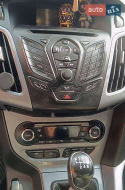 Универсал Ford Focus 2011 в 