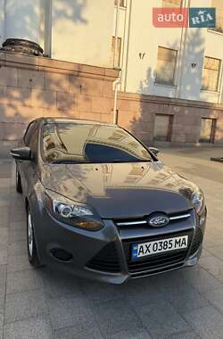 Седан Ford Focus 2013 в 