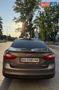 Седан Ford Focus 2013 в 