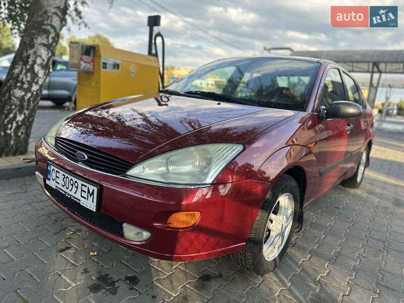 Седан Ford Focus 2000 в 