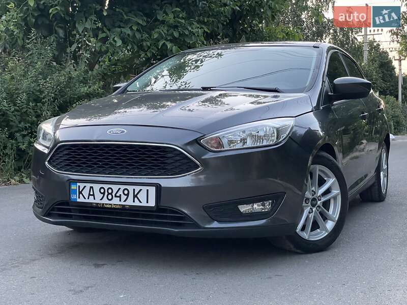 Седан Ford Focus 2018 в 