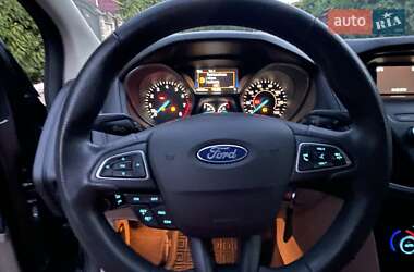 Седан Ford Focus 2018 в 