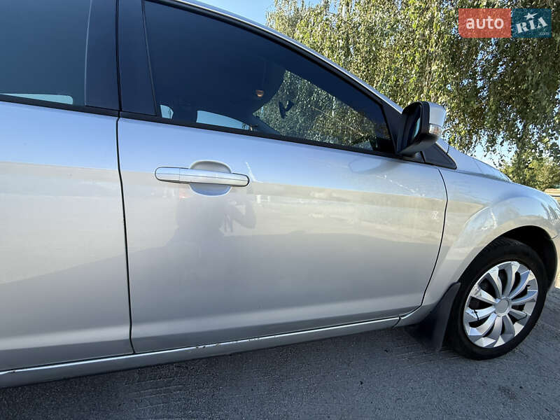 Универсал Ford Focus 2010 в Запорожье