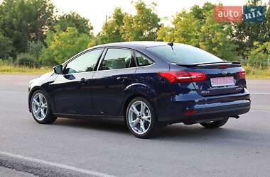 Седан Ford Focus 2016 в 
