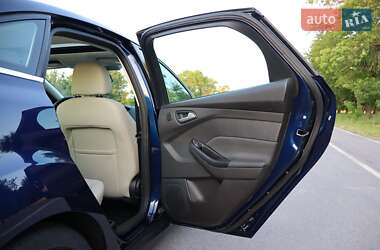 Седан Ford Focus 2016 в 